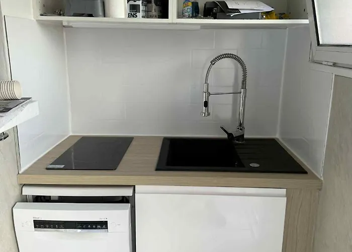 Location Courte Dure דירה פרפיניין